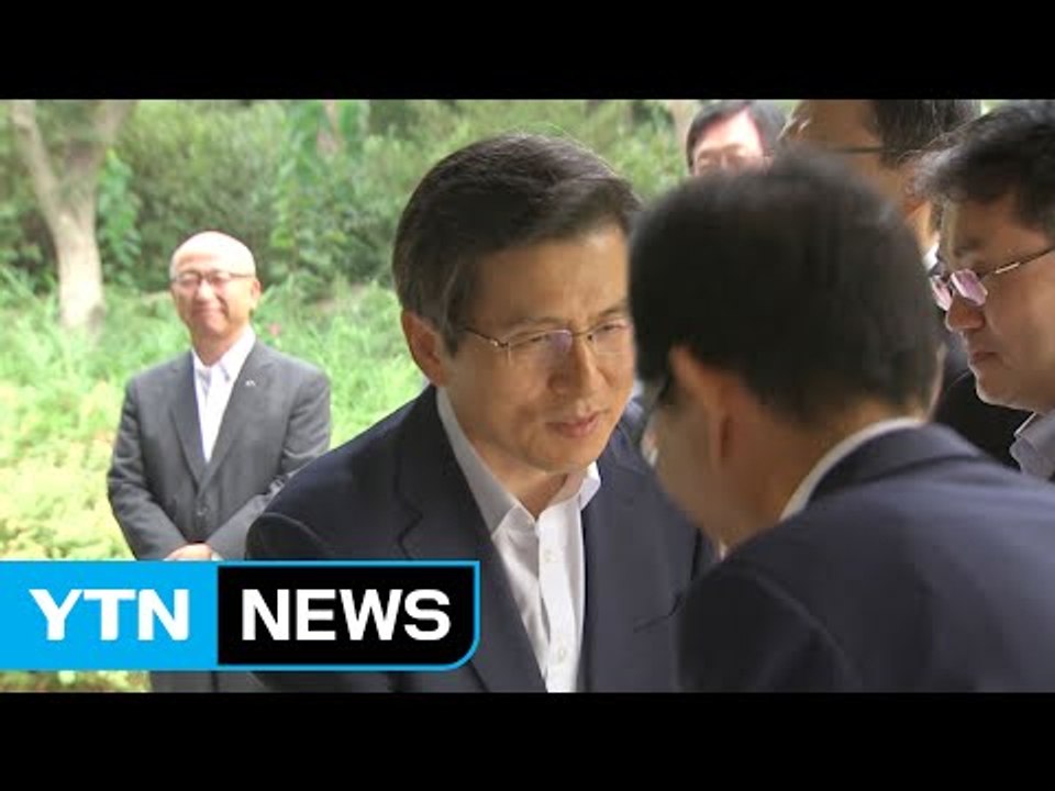 황교안 총리 "임금피크제로 내년까지 청년 일자리 8천 개 창출" / YTN (Yes! Top News)