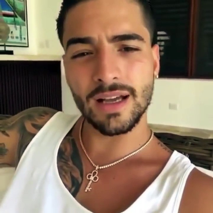 Maluma Cantando acapella corazón ❤️