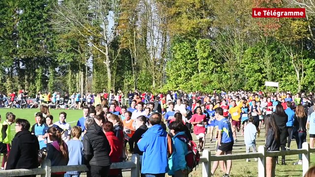 Saint-Jean-Brevelay. Victoire de Enzo Ratti chez les juniors garçons au cross UGSEL départemental
