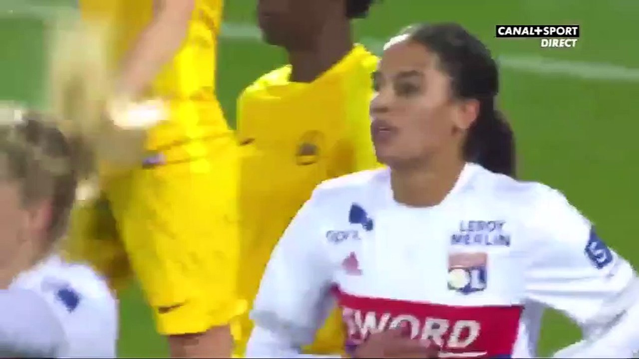 1-0 Amel Majri Goal UEFA  Women's Champions League  Round 2 - 15.11.2017 Lyon (W) 1-0 BIIK...