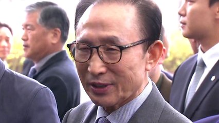 MB 귀국길 '묵묵부답'...靑 "적폐 청산은 준엄한 명령" / YTN