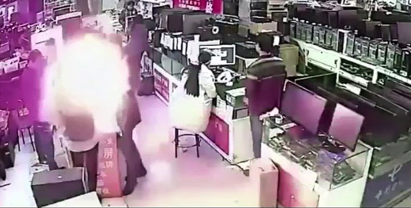 cel batery explosion