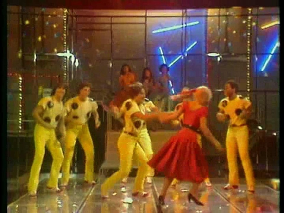 fantastico estratto dalla 1 puntata di Fantastico Video Dailymotion