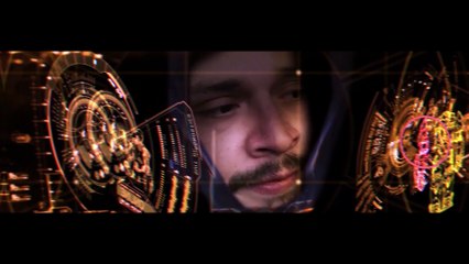 EYE EARN MAN VS GREEN GUY !