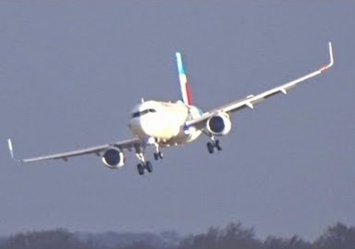 Planes Make Shaky Landings at Dusseldorf During Storm Friederike