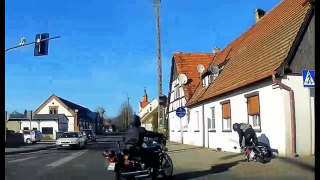 STUPID BIKE RIDERS, EPIC MOTORCYCLE RIDING FAILS COMPILATION