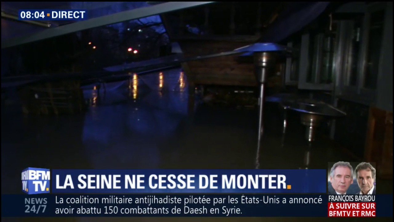 À Paris, la terrasse de ce restaurant est totalement sous les eaux