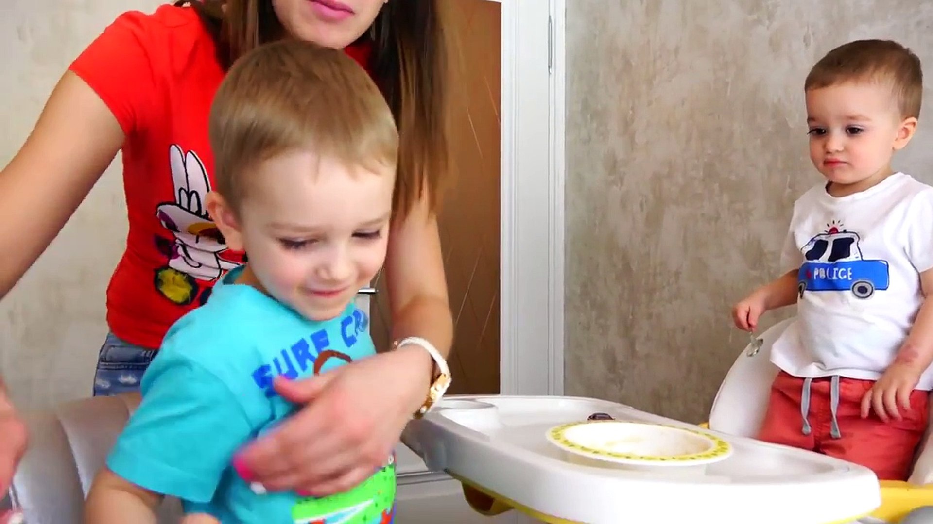 ⁣Bad Baby Вредные Детки Гигантские Пончики Донаты Giant Donut Cupcake & Cookie Lunch Food Fight