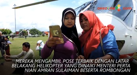 Heli Menteri Pertanian Jadi Rebutan Selfie Warga