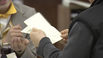 임대소득 위해 빚내는 노년층, 부채 위험에 취약 / YTN