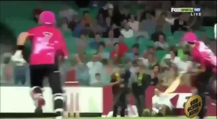 Top 10 crazy shots in cricket history.