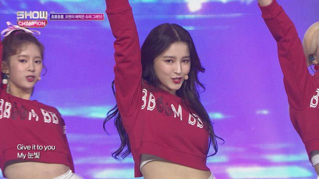 Show Champion EP.256 MOMOLAND - Bboom Bboom [모모랜드 - 뿜뿜]