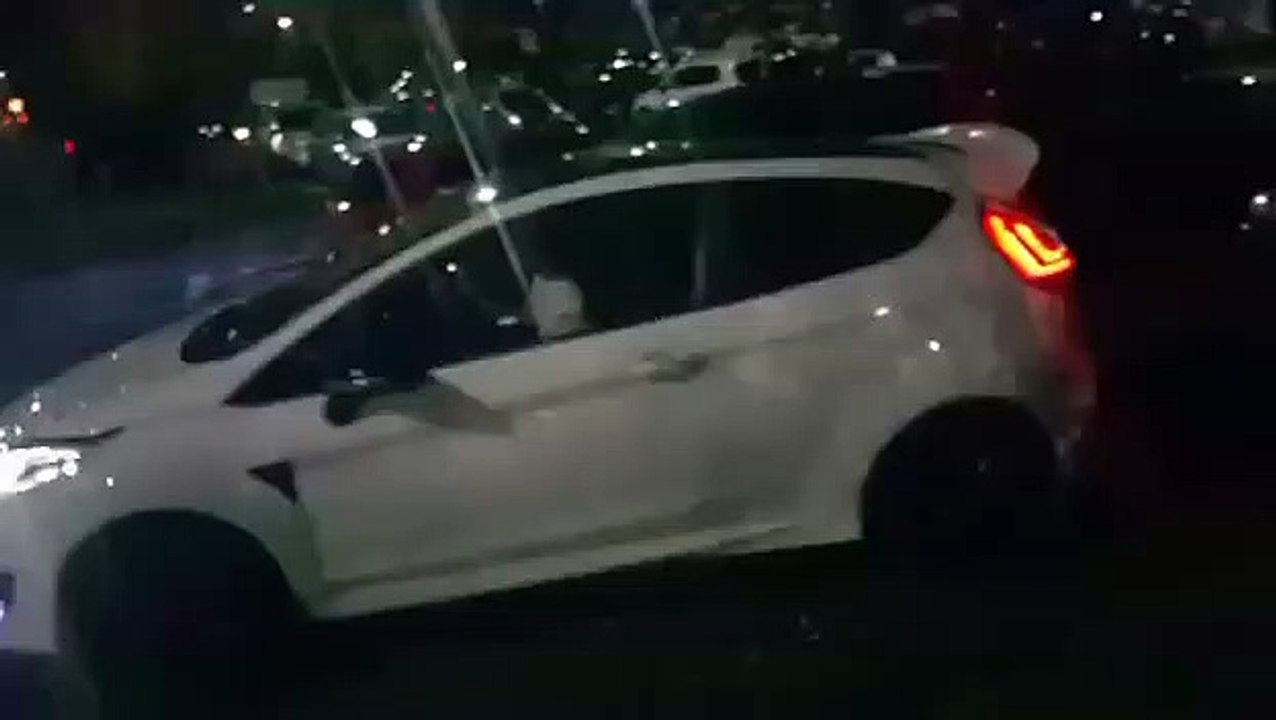 Sportowe autka w Anglii