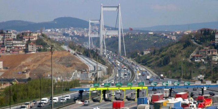 Köprü ve Otoyollardan Bir Yılda 1,4 Milyar Lira Gelir Elde Edildi
