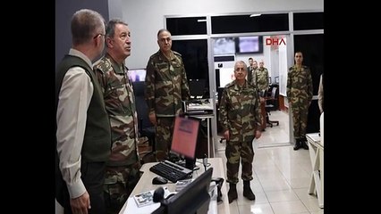 Hulusi Akar'dan komutanlıklara sürpriz ziyaret!