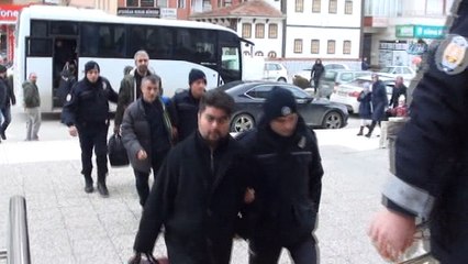 Çorum’da FETÖ’den gözaltına alınan 3’ü kadın 14 kişi adliyeye sevk edildi