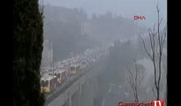 İstanbul'da kar: Trafik yoğunluğu yüzde 71'e ulaştı
