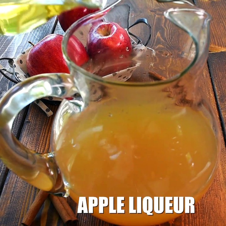 Apple Pie Sangria