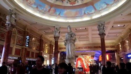 I LOST ALL MY MONEY IN VEGAS PRANK!! (PARENTS FREAK OUT)