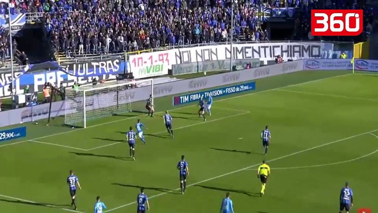 Pritja spektakolare e Berishës, portieri vlerësohet si më i miri i Atalantës (360video)