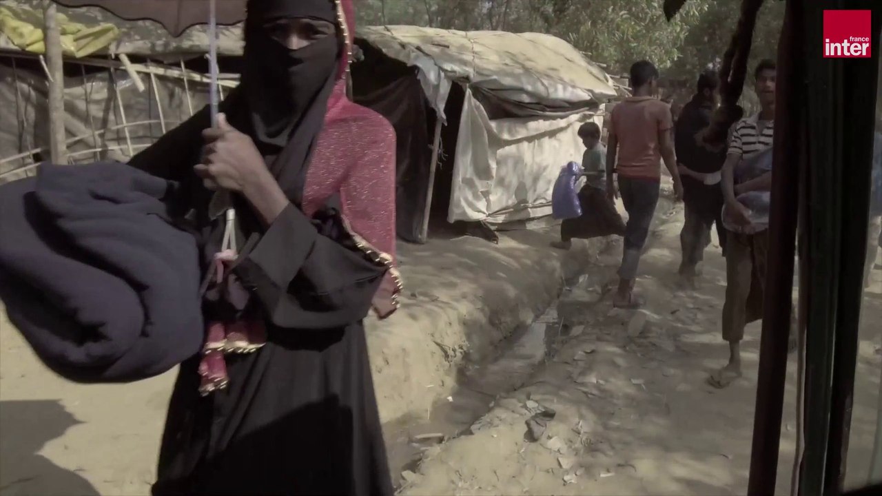 Bangladesh : une traversée en touk-touk d'un camp de Rohingyas