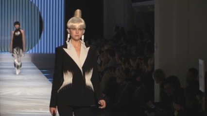 Jean Paul Gaultier y los sesenta conquistan la Alta Costura de París