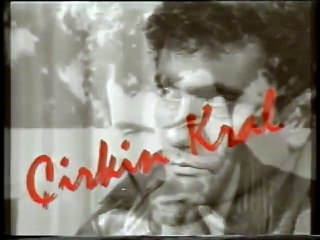 Hakan Yeşilyurt - Acıya Gülmek