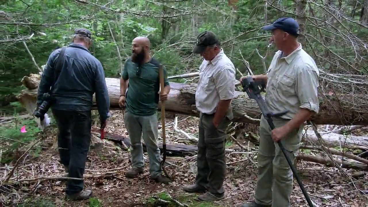 The Curse of Oak Island S05_07 - The Lot Thickens