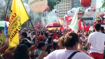 Partidários de Lula protestam em São Paulo