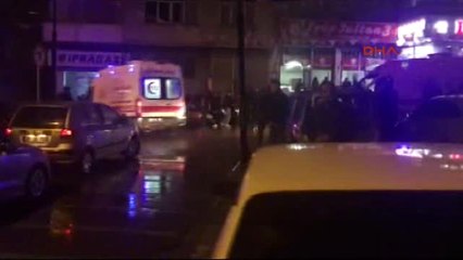 Kilis'e, Afrin Tarafından Roket Atıldı. Olay Yerine Ambulanslar Sevkedildi