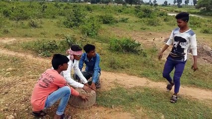 Full of entertainment ! best Indian Comedy video October _ Funny Whatsapp Prank 2017 Hindi