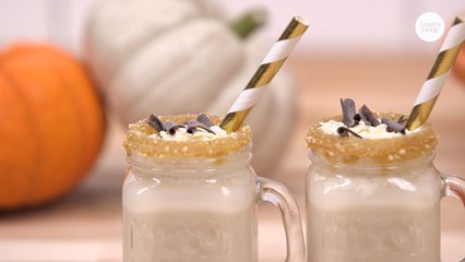 Pumpkin Pie Shots Are What Your Thanksgiving Dinner Needs