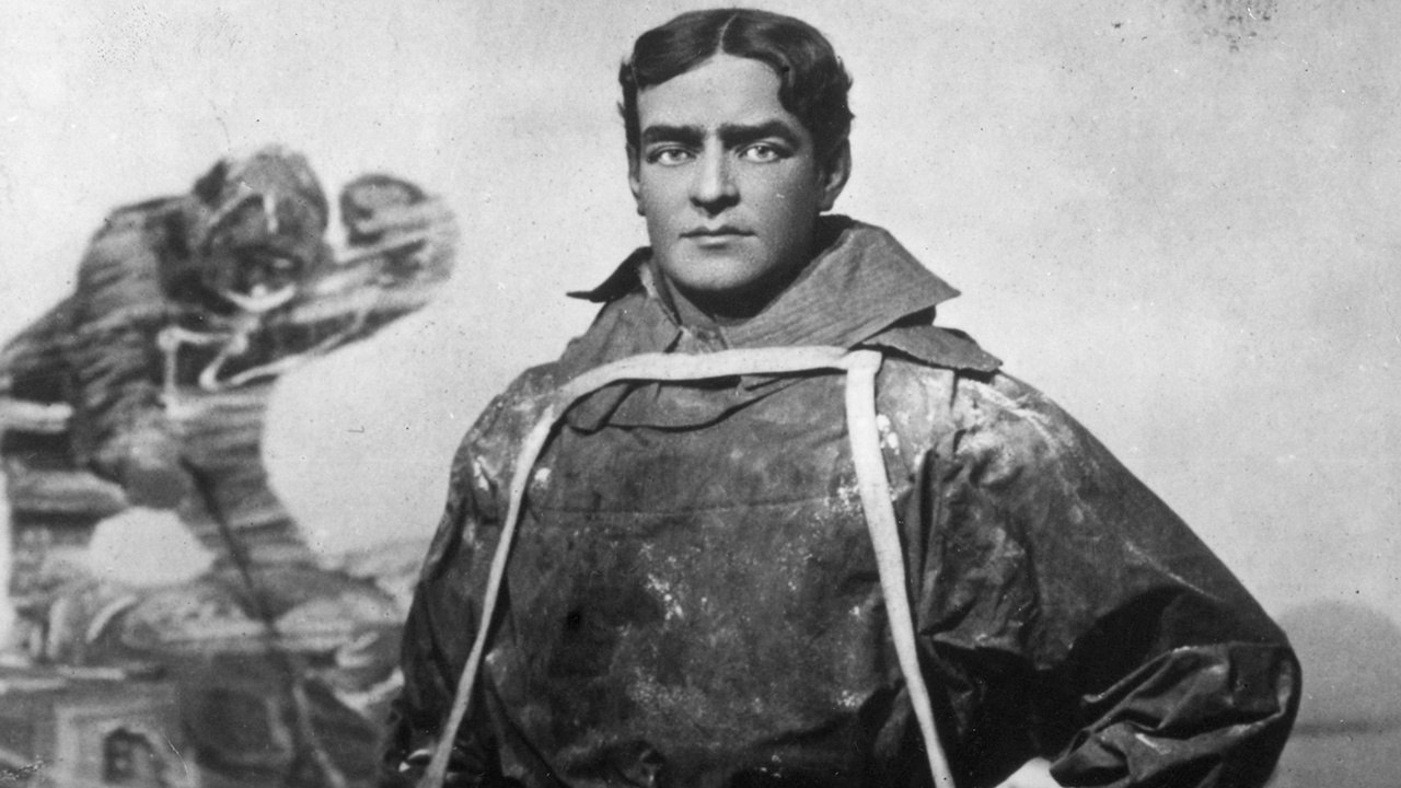 Ernest Shackleton: The Toughest Old School Explorers | PopMech
