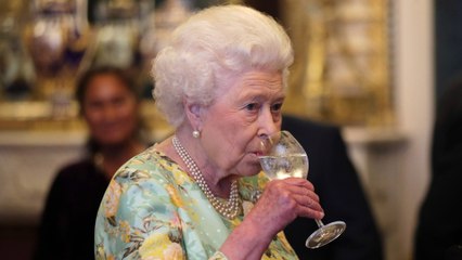 The Queen Apparently Has Four Cocktails Every Day