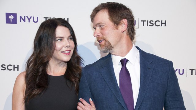 Lauren Graham and Peter Krause’s Sweet Love Story