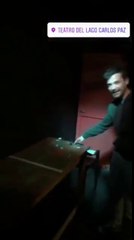 Pedro jugando en camarines 3 - 24 de Enero