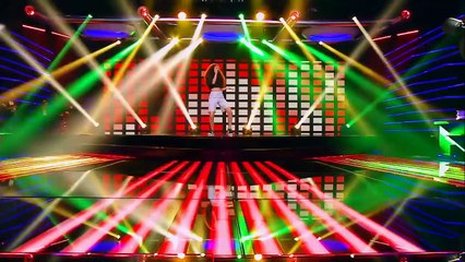 María José canta ‘Nuquí’ _ A