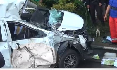 Terseret Kereta Api, Pengemudi Mobil ini Selamat