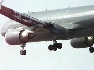 A310 Canada air forces go around.