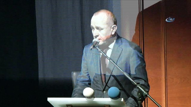 Gazeteci-Yazar Uğur Mumcu ölümünün 25'inci yılında anıldı