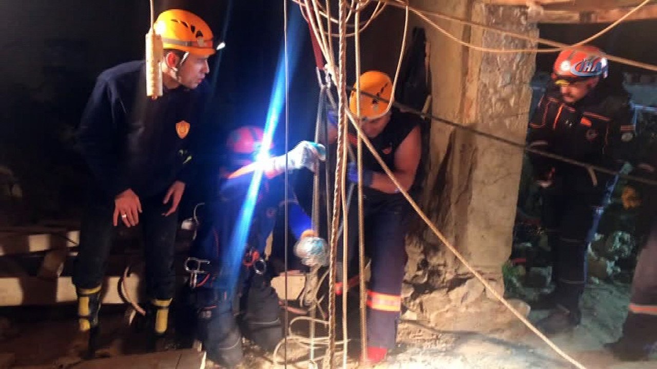 Göçükte kalan vatandaşları Ankara itfaiyesi kurtardı
