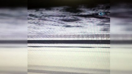 Adana’da kar yağışı otoyolda ulaşımı tek yönlü kapattı