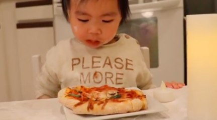 Cette petite fille vous montre comment faire les meilleures pizzas