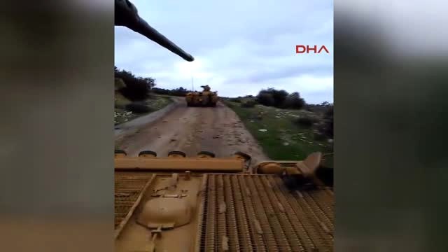 Tankların Sınır Geçip Afrin'e İlerlemesi Devam Ediyor