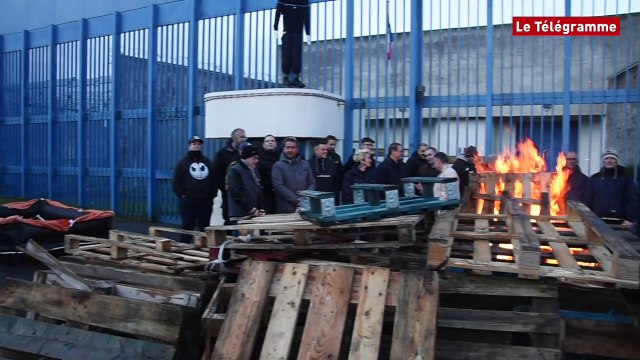 Prison de Ploemeur. Les gardiens toujours mobilisés