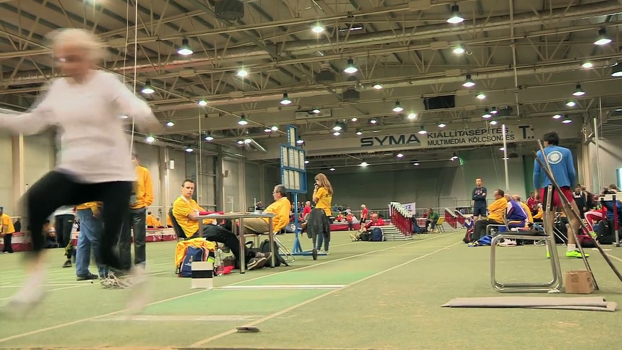 This 95 year old has 30 world records & 750 gold medals - BBC News
