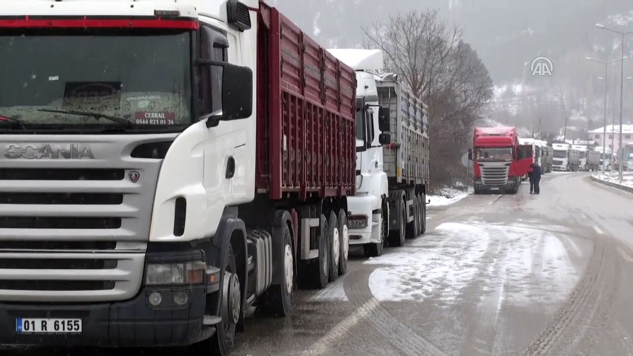 Tokat-Sivas karayolunda kar yağışı ve tipi - TOKAT