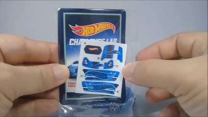 2018 McDonald's Snoopy's World and Hot Wheels Happy Meal Toys (complete Set) | fastfoodTOYcollection