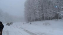 Domaniç Kocayayla'da Kar Yağışı, Tipi ve Buzlanma Ulaşımı Zorlaştırıyor