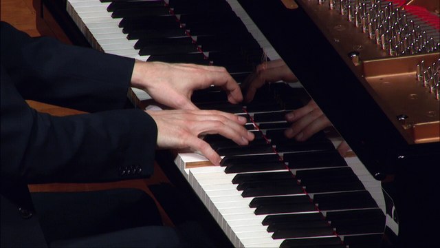 Chopin | 24 Préludes op. 28 n° 15 à 24 par Valentin Cotton